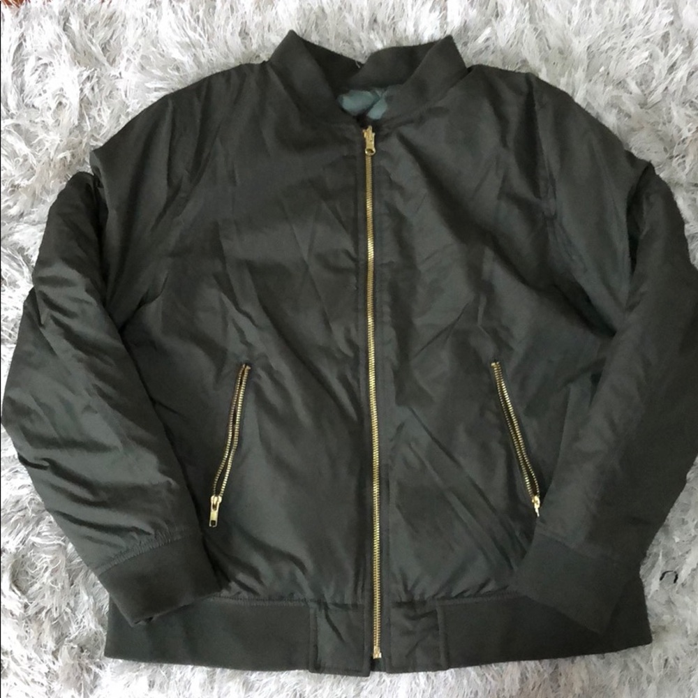 Gap Men’s Reversible Bomber Jacket.